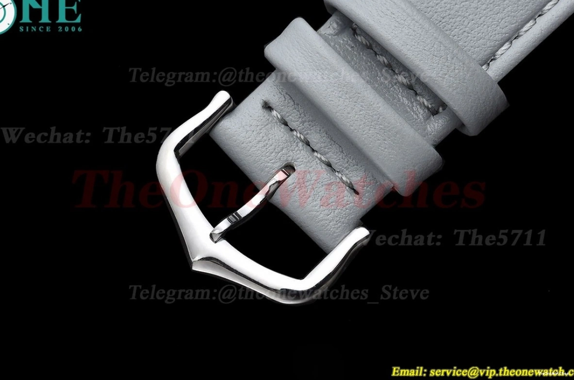 Small Leather Quartz Must On SS Grey Strap White K11F Tank LE dial 0206